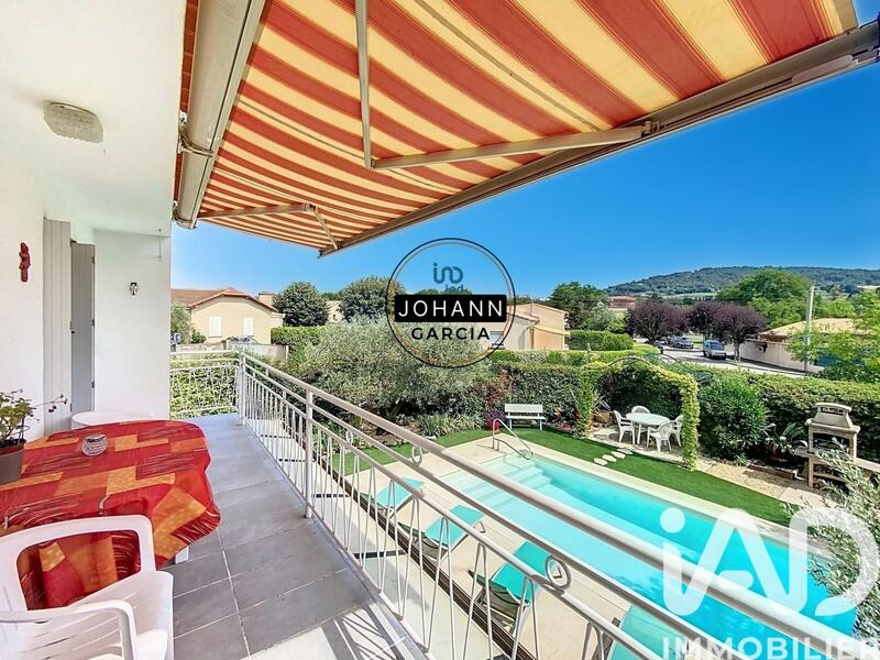 Maison - 122 m² - 7 pièces