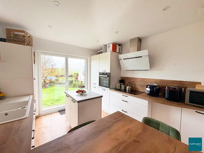 Maison - 101 m² - 6 pièces