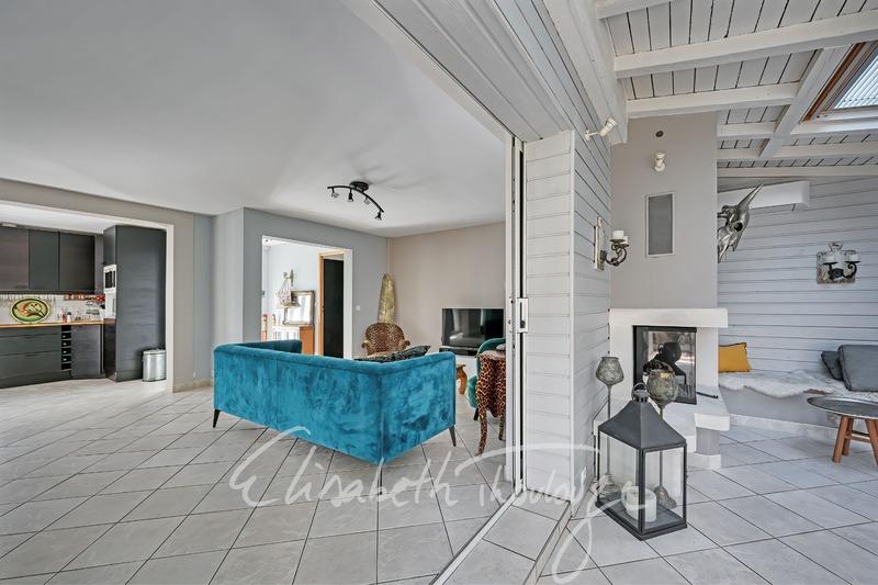 Maison - 160 m² - 8 pièces