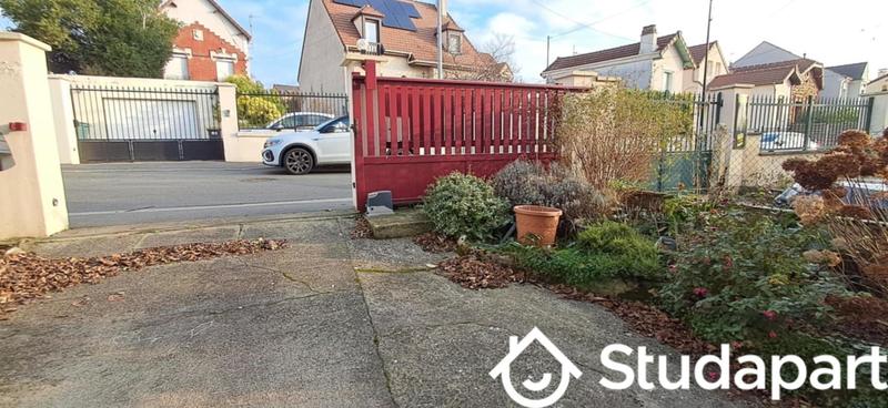 Chambre - 12 m² - 1 pièce