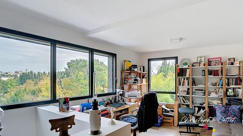 Maison - 142 m² - 4 pièces