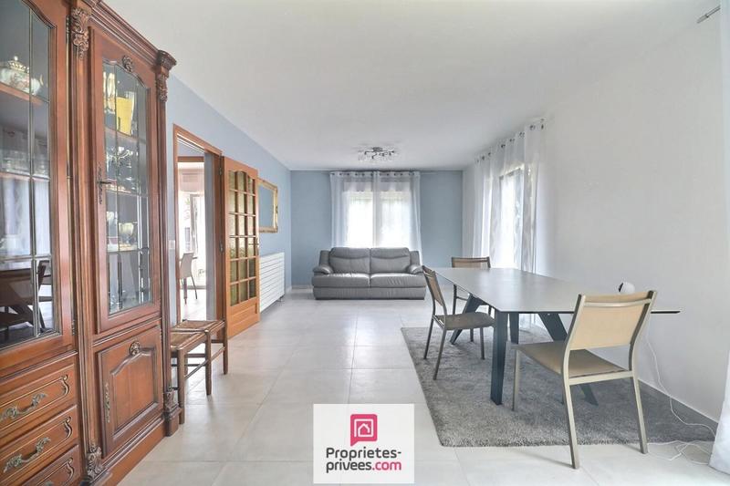 Maison - 121 m² - 6 pièces