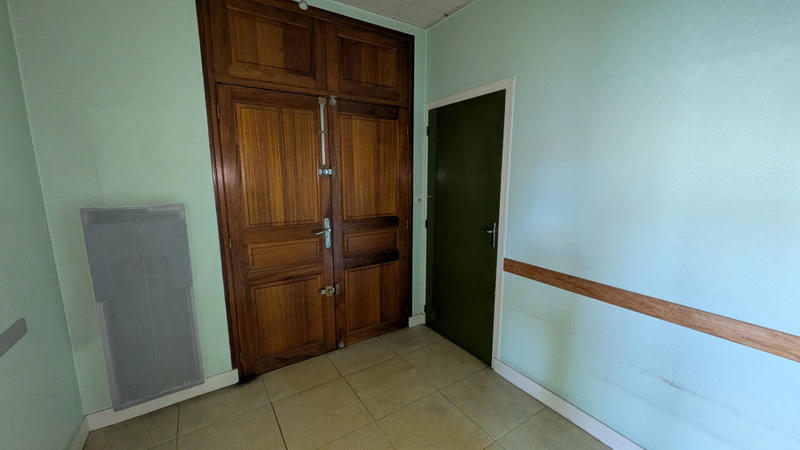 Appartement - 95 m² - 7 pièces