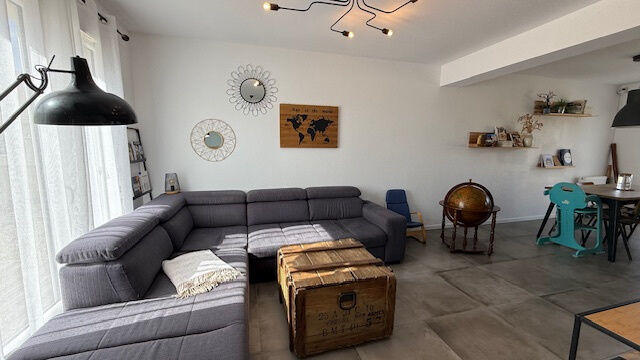 Maison - 106 m² - 6 pièces