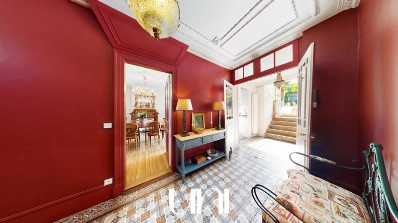 Maison bourgeoise - 264 m² - 7 pièces