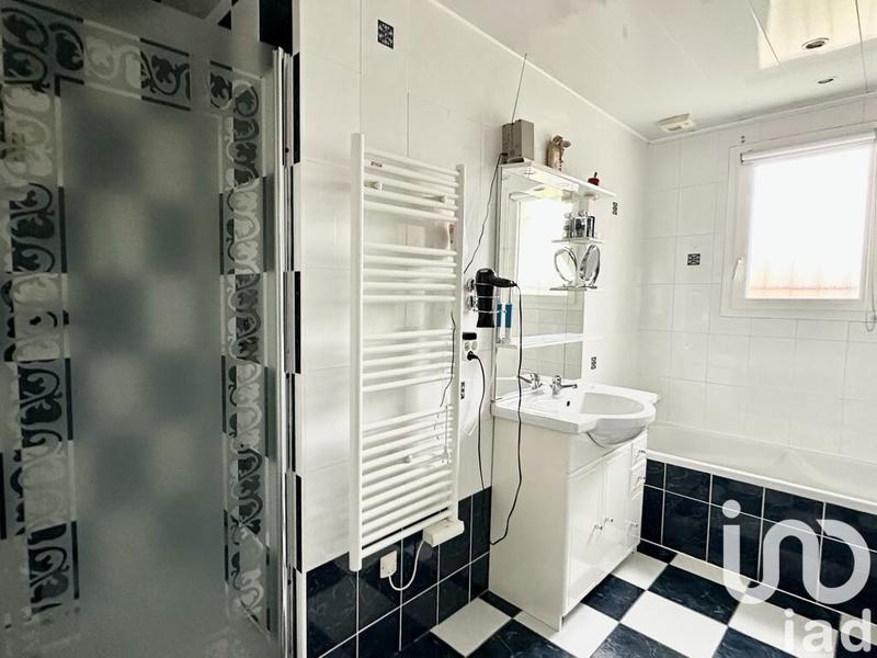 Maison - 127 m² - 5 pièces