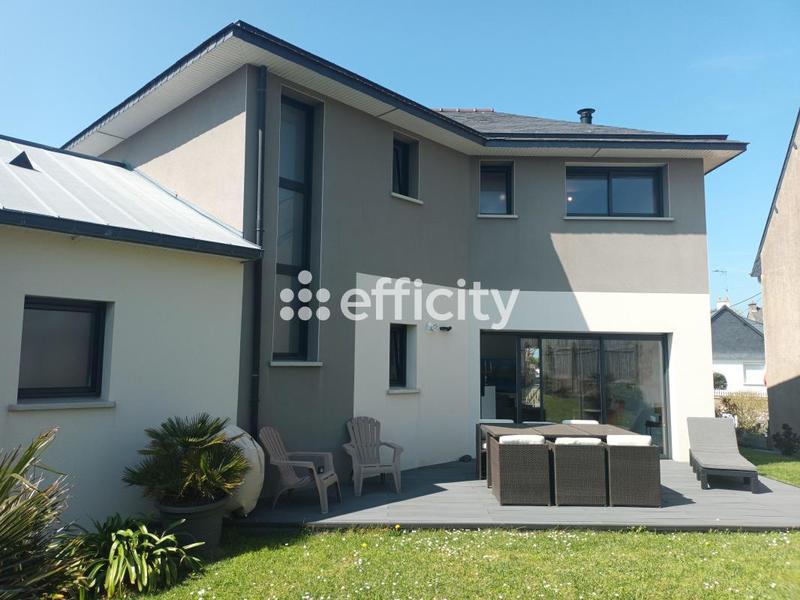 Maison - 150 m² - 7 pièces