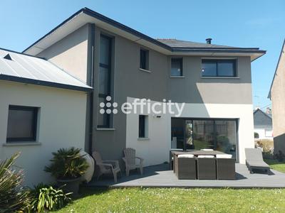 Maison - 150 m² - 7 pièces