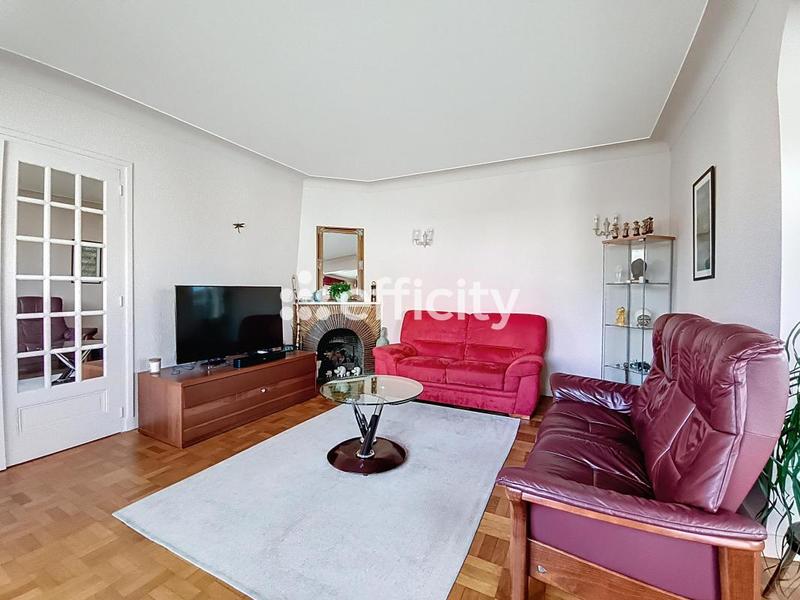 Pavillon - 145 m² - 6 pièces