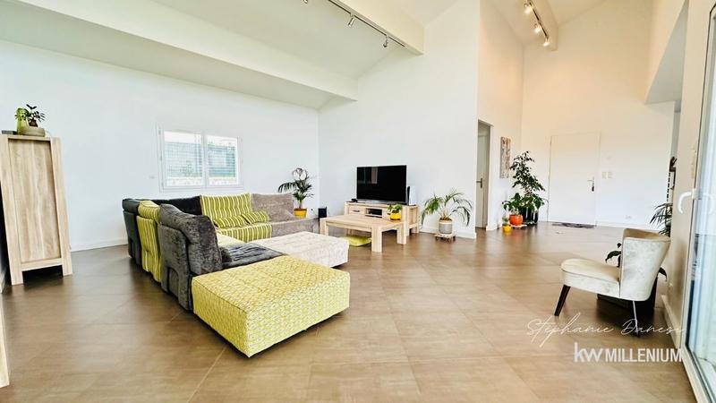 Maison - 158 m² - 6 pièces