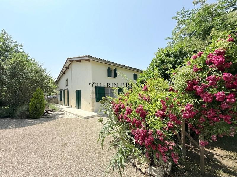 Maison - 180 m² - 6 pièces