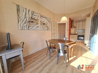 Appartement - 121 m² - 5 pièces