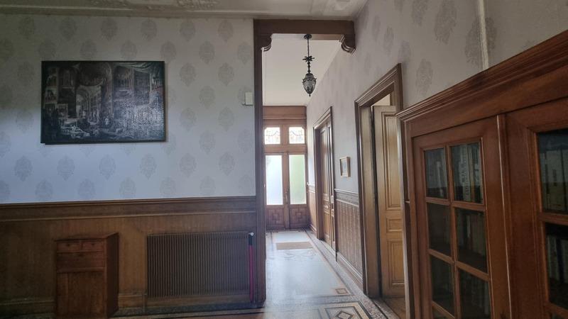 Maison bourgeoise - 250 m² - 11 pièces