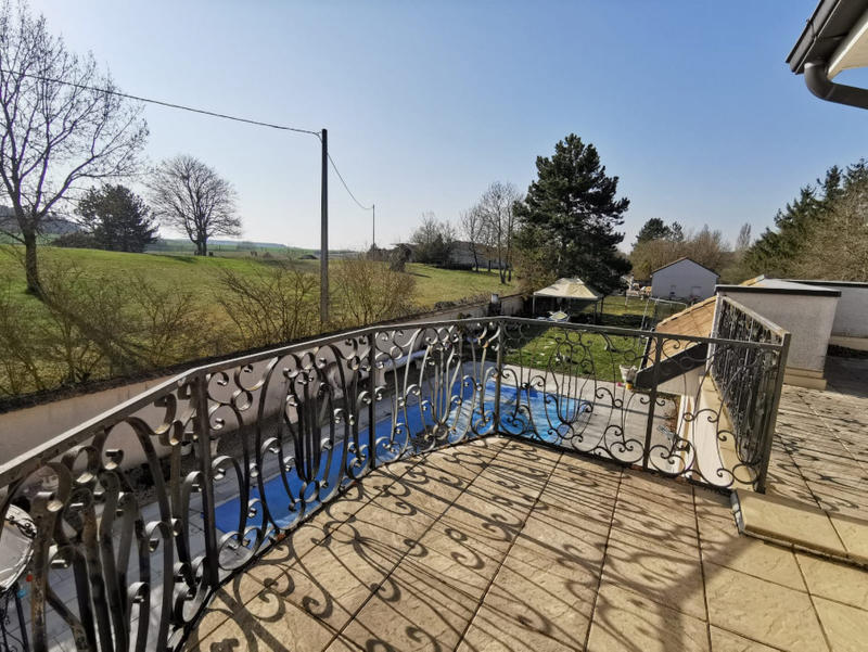 Maison - 350 m² - 7 pièces