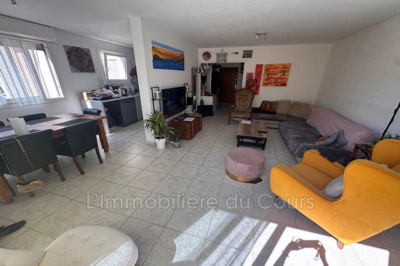 Appartement - 97 m² - 4 pièces