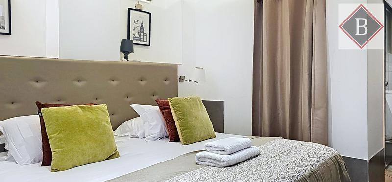 Appartement - 189 m² - 7 pièces