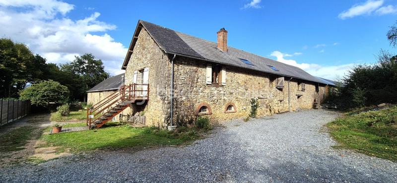 Corps de ferme - 160 m² - 6 pièces