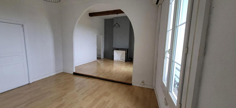 Appartement - 82 m² - 3 pièces