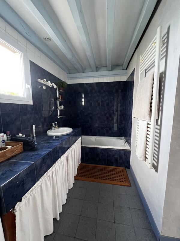 Maison traditionnelle - 144 m² - 7 pièces