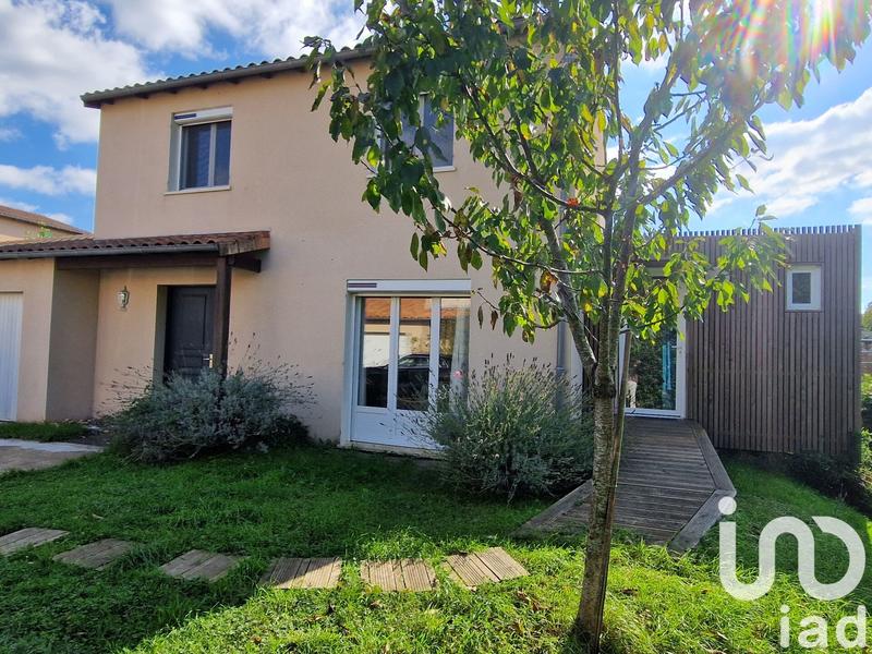 Maison - 166 m² - 7 pièces