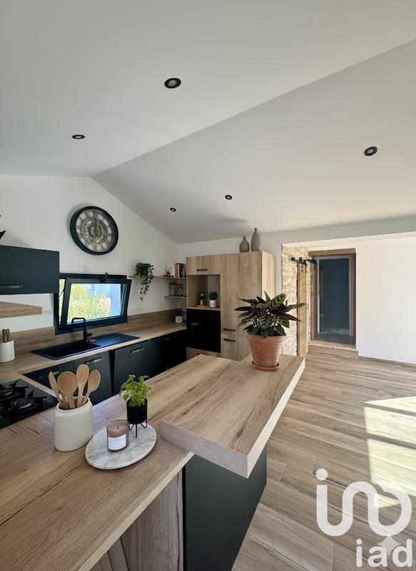 Maison - 80 m² - 3 pièces