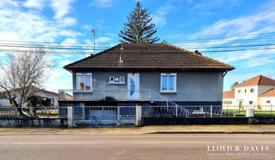 Maison - 85 m² - 5 pièces