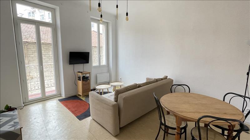 Appartement - 53 m² - 3 pièces