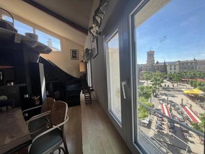 Appartement - 94 m² - 4 pièces