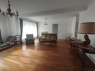 Appartement - 111 m² - 5 pièces