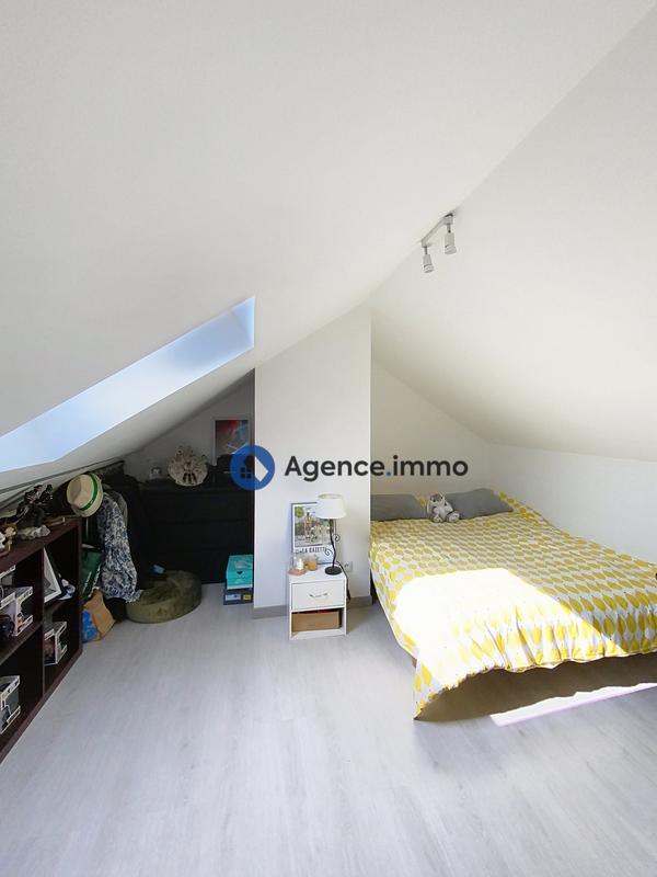 Maison traditionnelle - 106 m² - 7 pièces