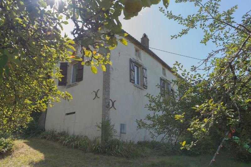 Maison en pierre - 100 m² - 5 pièces