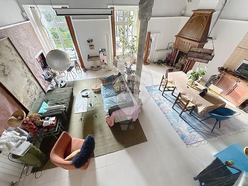 Maison de maîtres - 250 m² - 9 pièces