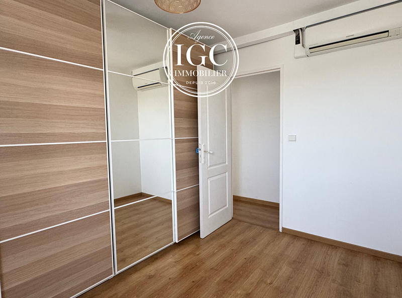 Appartement - 85 m² - 5 pièces