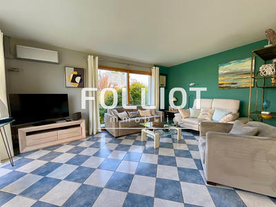 Maison - 176 m² - 6 pièces