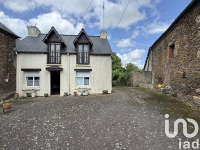 Maison de village - 105 m² - 4 pièces