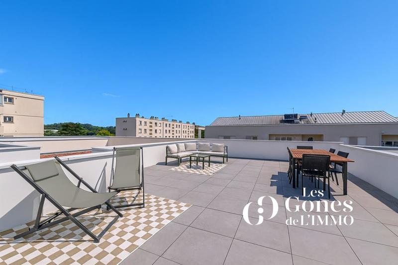 Appartement - 117 m² - 5 pièces