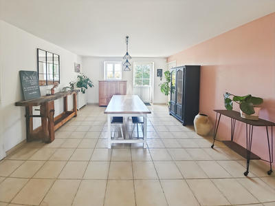 Maison - 163 m² - 5 pièces