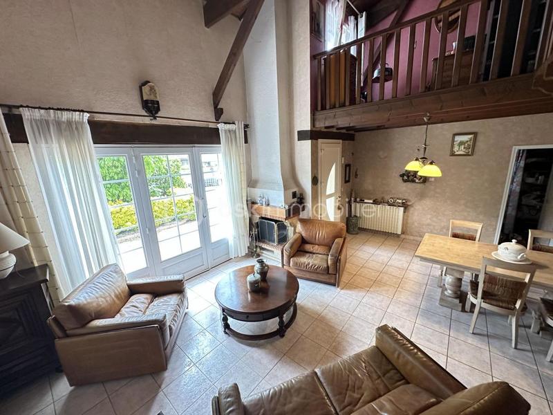 Maison traditionnelle - 100 m² - 5 pièces