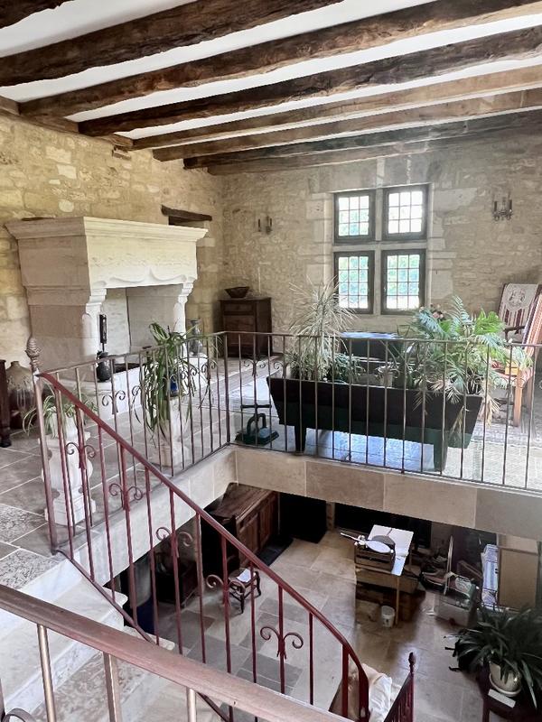 Maison en pierre - 350 m² - 10 pièces