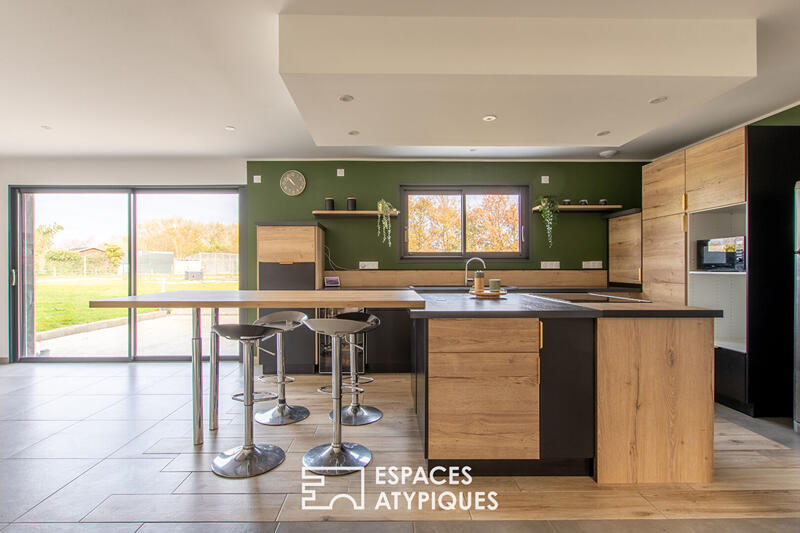 Maison - 318 m² - 7 pièces