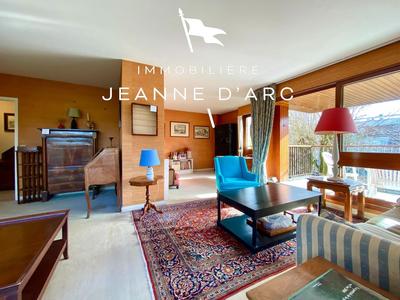 Appartement - 94 m² - 4 pièces