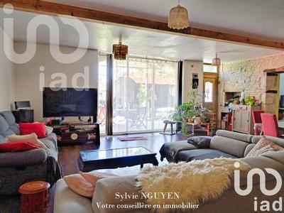 Maison - 244 m² - 7 pièces