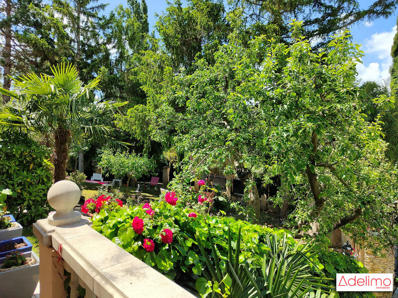 Villa - 266 m² - 8 pièces