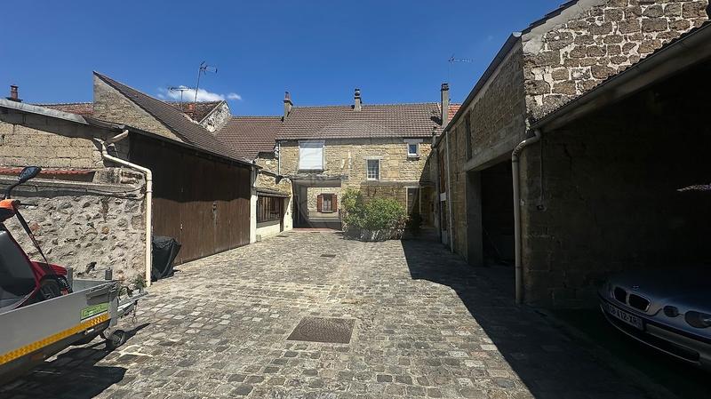 Maison - 148 m² - 7 pièces