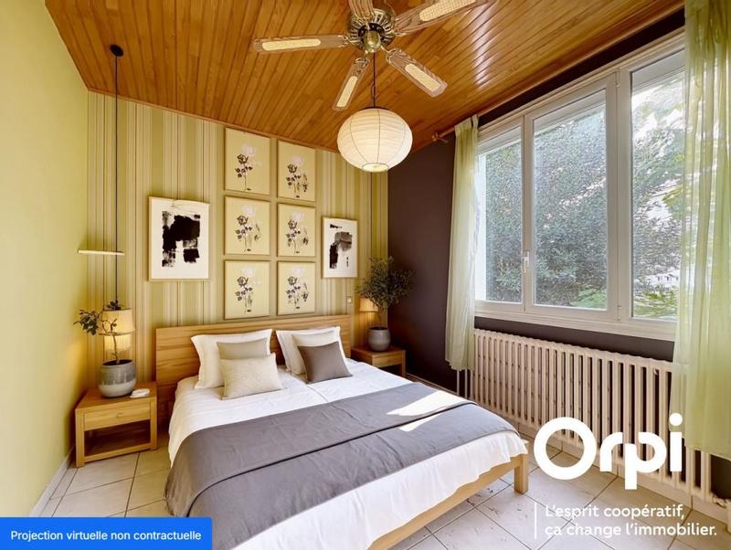 Maison - 104 m² - 4 pièces