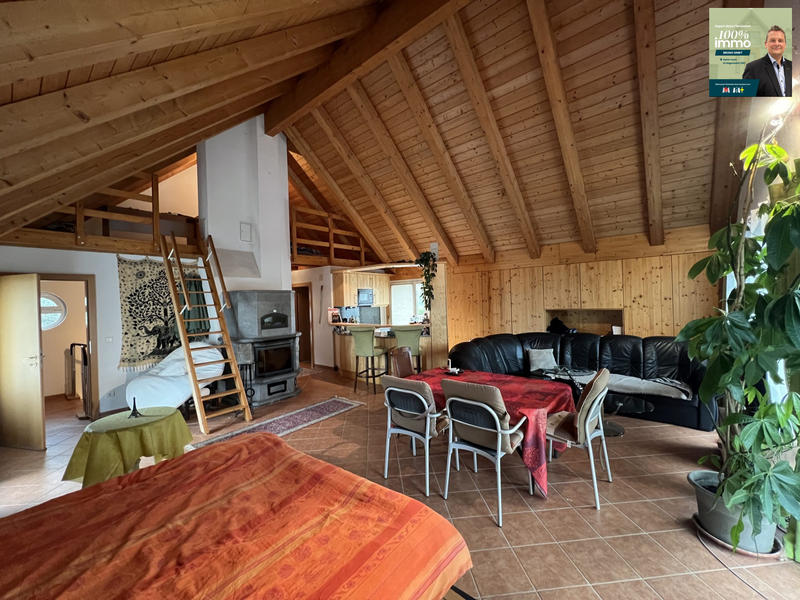 Maison - 349 m² - 12 pièces