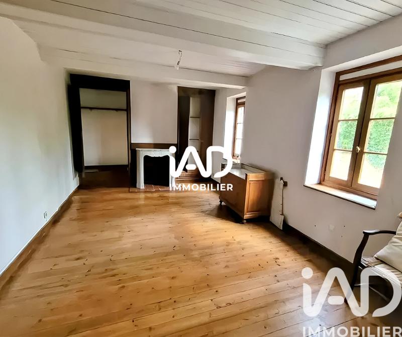 Maison - 239 m² - 10 pièces