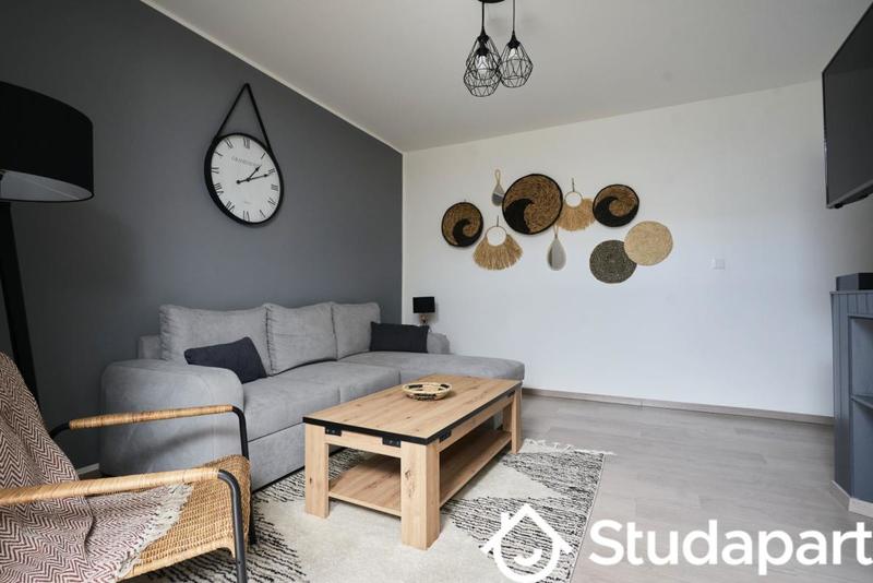 Chambre - 14 m² - 1 pièce