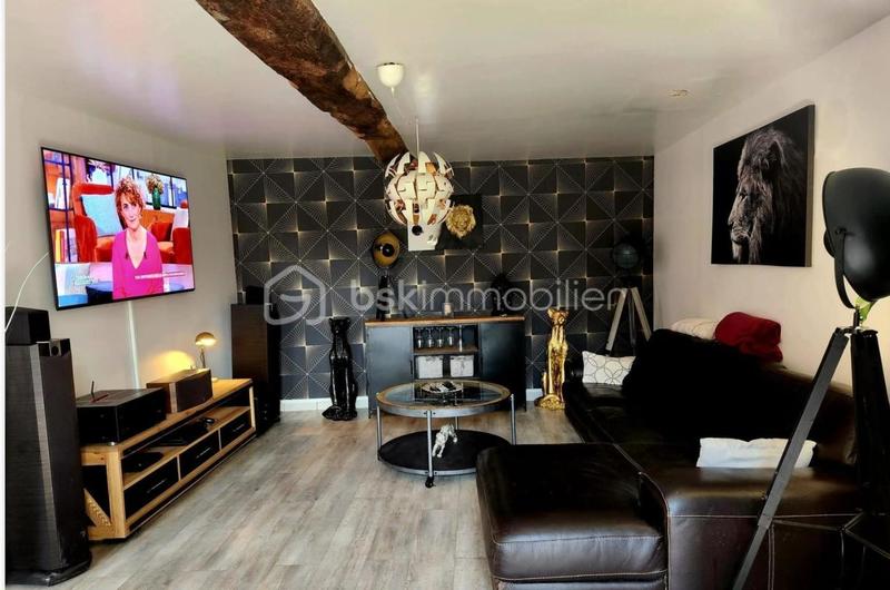 Maison en pierre - 157 m² - 7 pièces