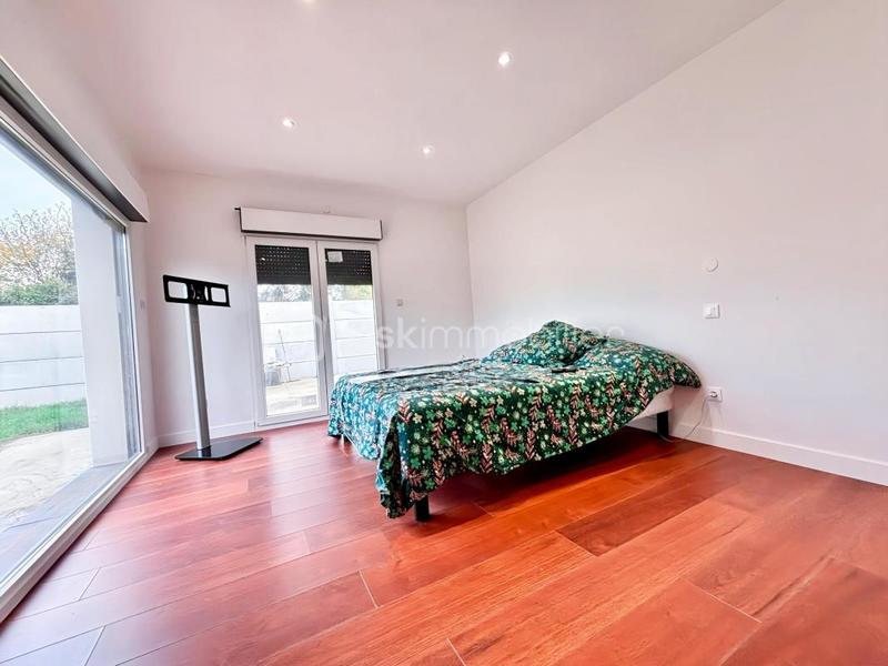 Pavillon - 125 m² - 5 pièces